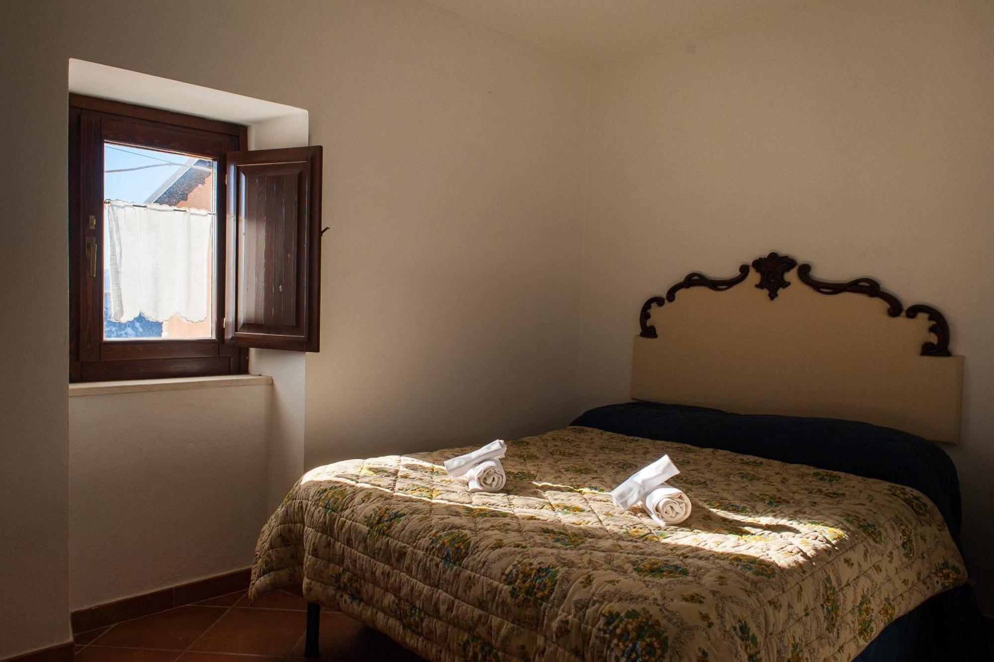 Casa Ladyhawke Leilighet Santo Stefano Di Sessanio Eksteriør bilde