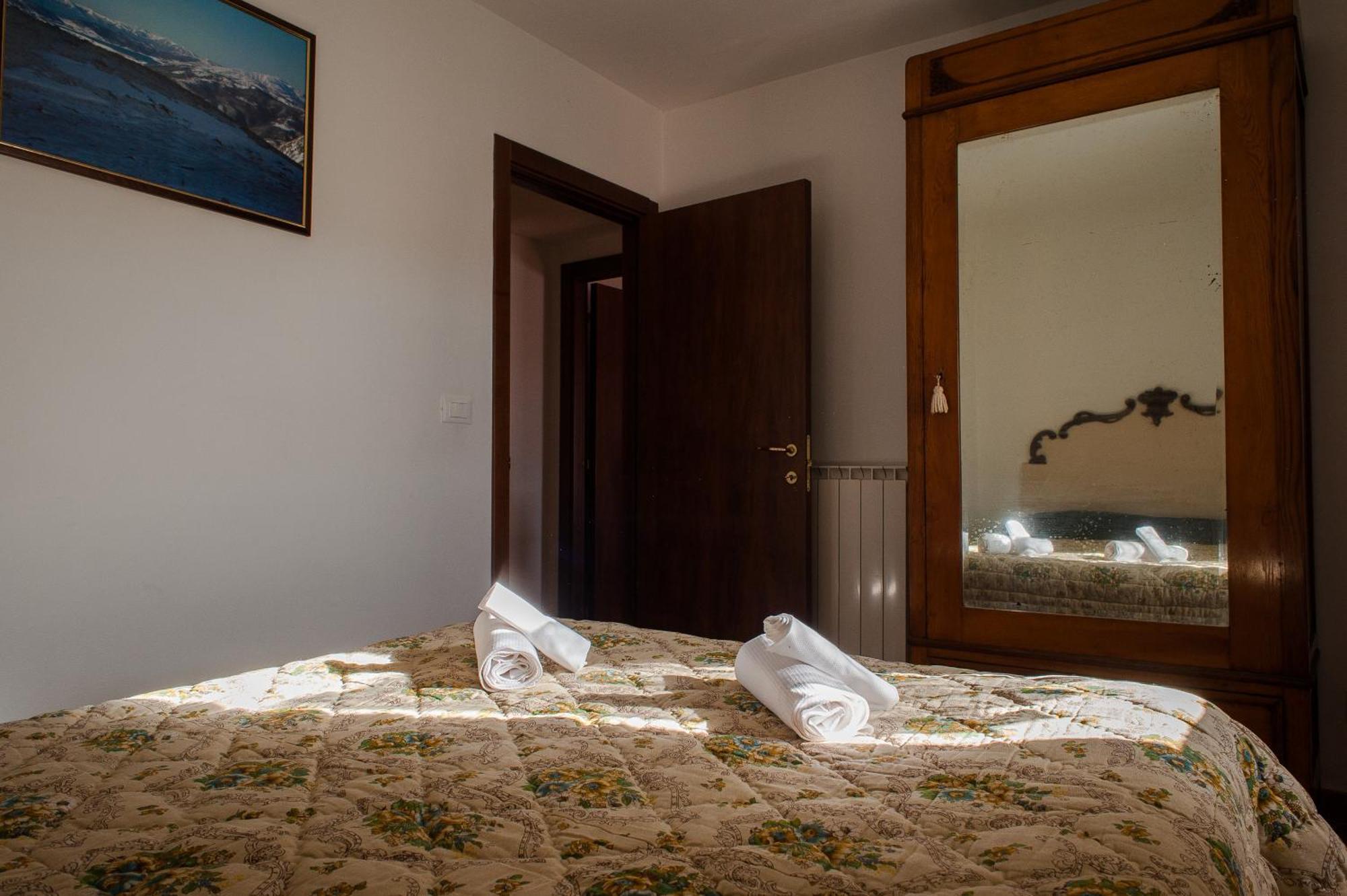 Casa Ladyhawke Leilighet Santo Stefano Di Sessanio Eksteriør bilde